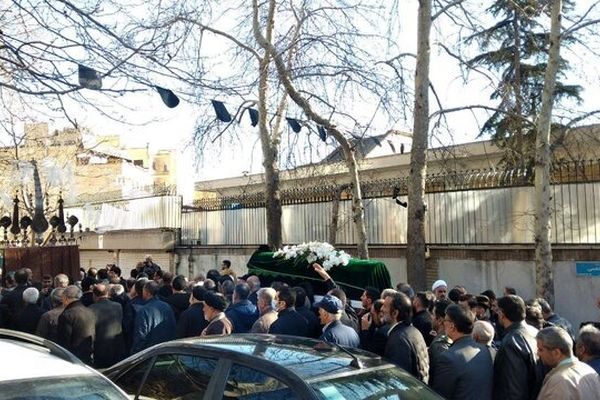 برگزاری مراسم تشییع و خاکسپاری آیت‌الله امام‌جمارانی
