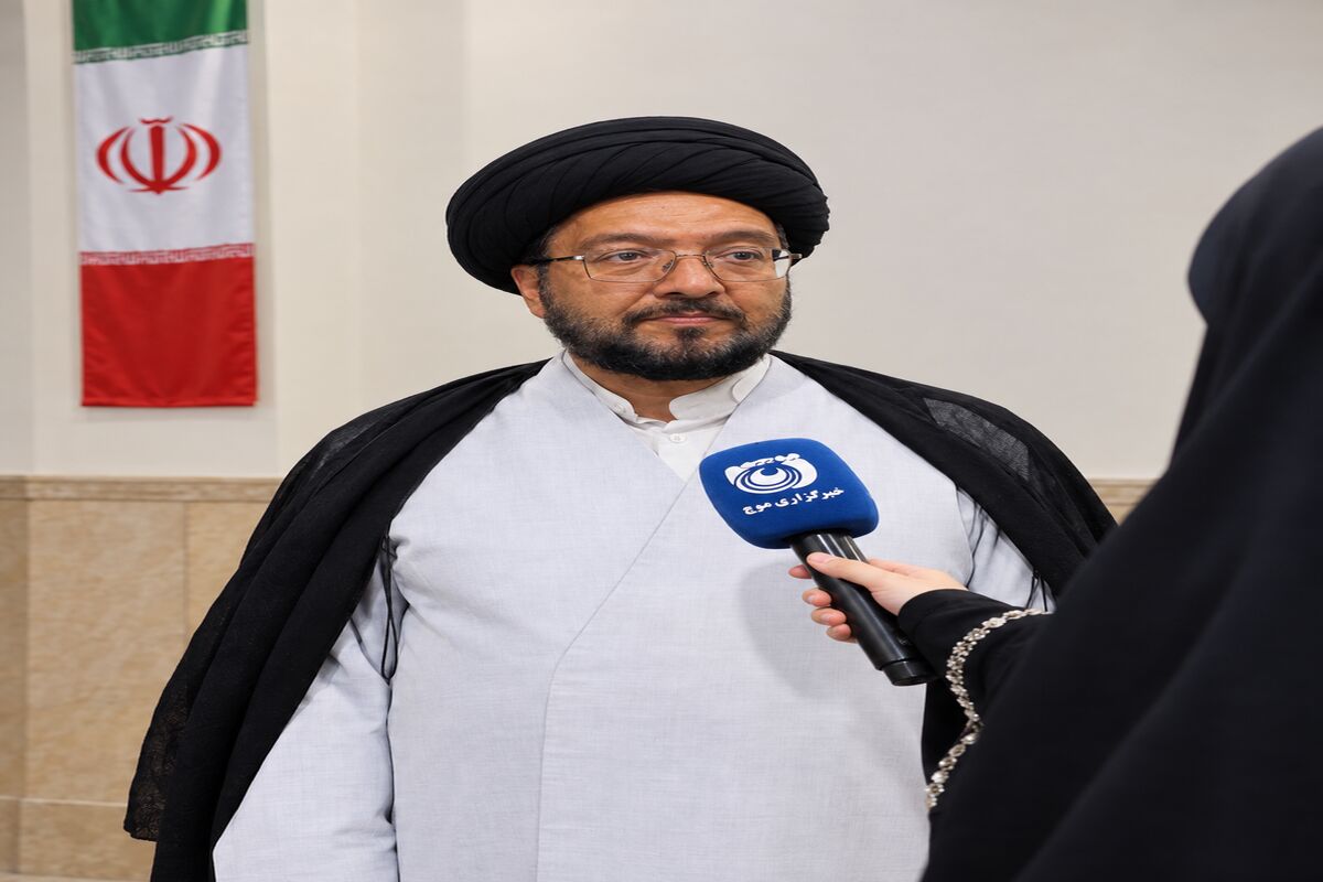 ملکوتی تبار