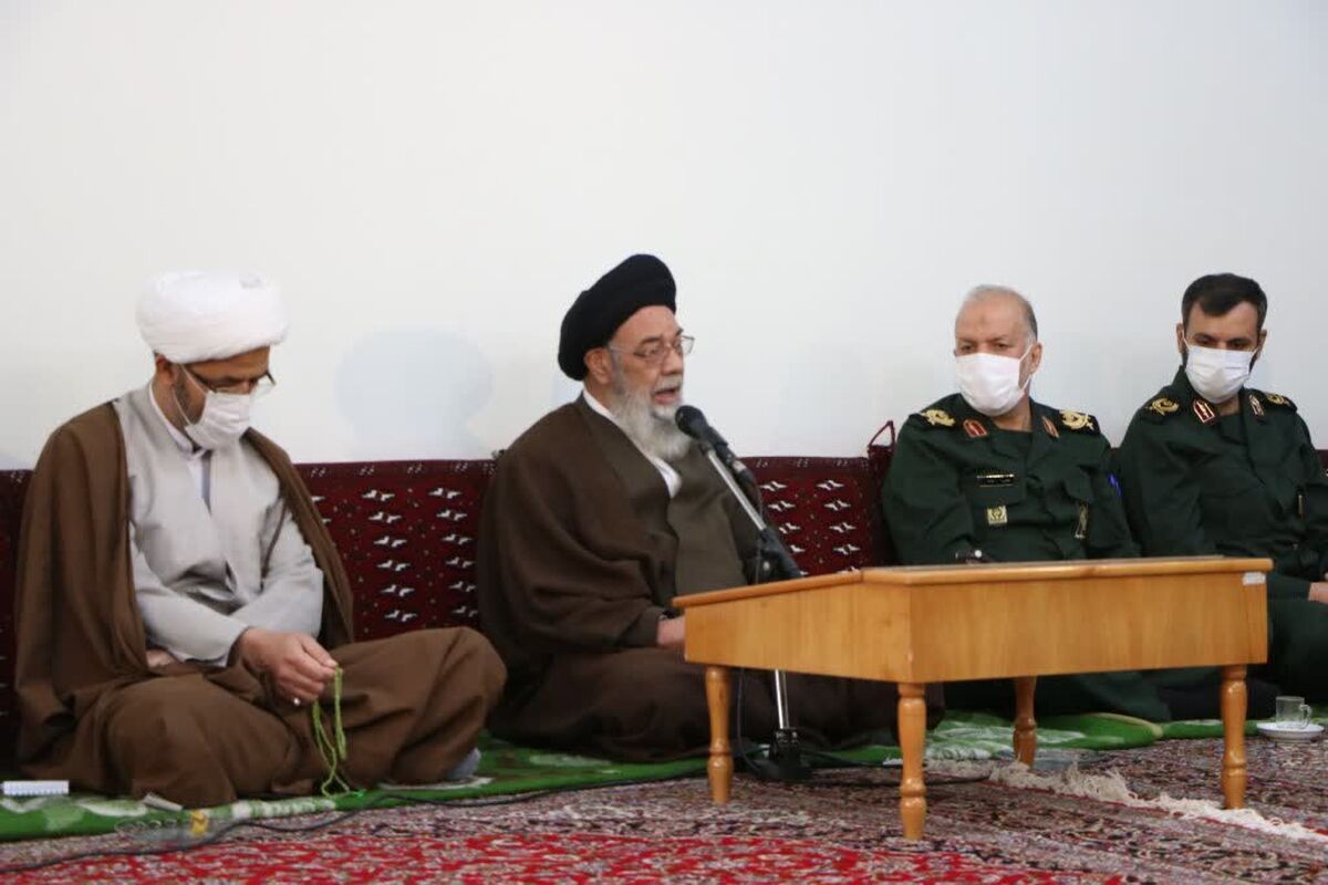امام جمعه اصفهان و سپاه