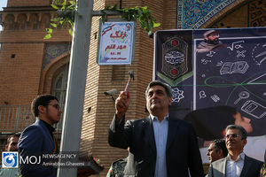 آغاز سال تحصیلی ۹۸ با حضور شهردار تهران در دبیرستان البرز