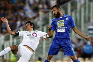 حاشیه های دیدار استقلال و ذوب آهن