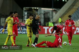 نتیجه بازی پرسپولیس و سایپا/جشن قهرمانی پرسپولیس به تعویق افتاد