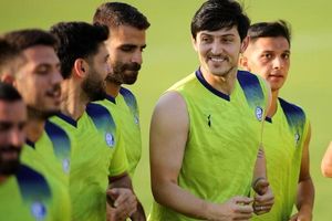 تمرین آبی ها در حضور مهمان ویژه