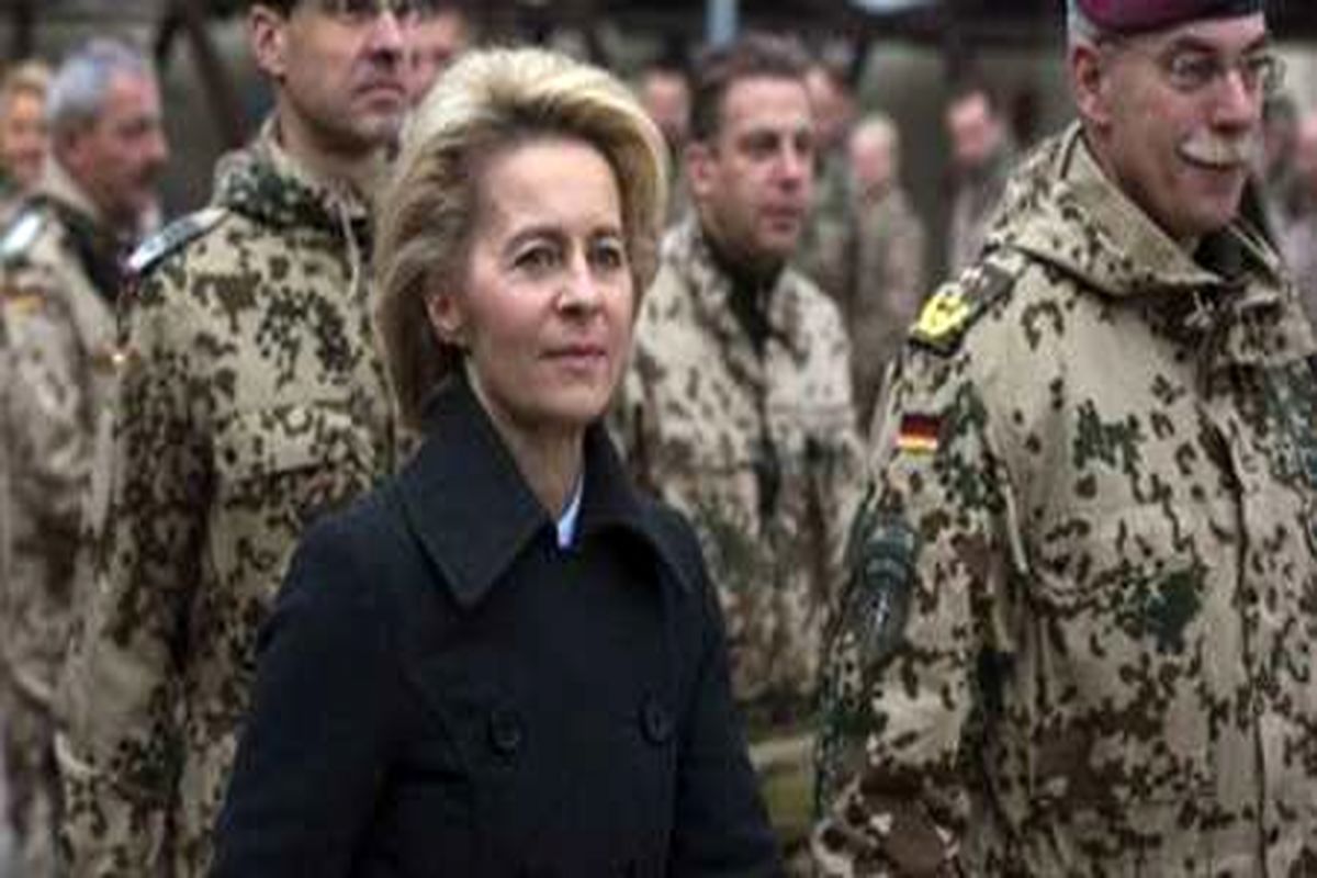 وزیر دفاع آلمان