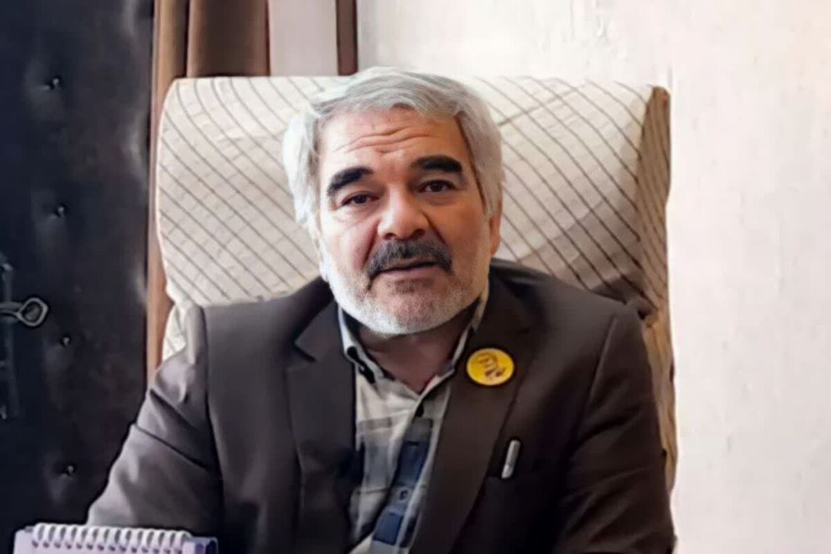 مدیر آموزش و پرورش آران و بیدگل