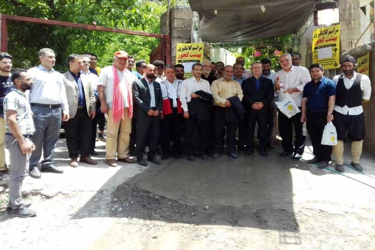 جشنواره گلاب گیری روستای منجیر