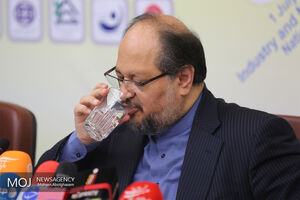جلسه استیضاح وزیر صنعت پایان مهرماه/ دولت در تنظیم بازار بسیار ضعیف بود