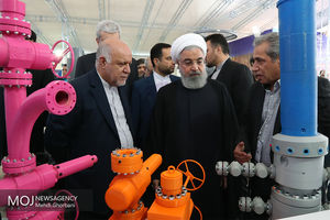 بازدید رییس جمهوری از نمایشگاه بین‌المللی نفت و گاز