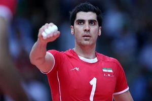 به اشتباهات خودمان باختیم