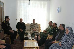 دیدارمسئولین باخانواده شهیداقبال آدمی