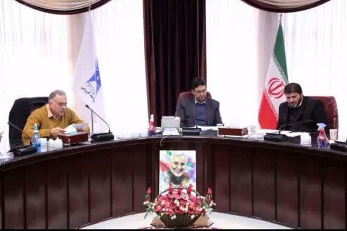 دانشگاه آزاد قزوین (1)