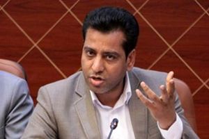 استخدام‌ها در شهرداری باید با نظارت شورا باشد/همتی برای حل مشکلات شهرداری همت کند