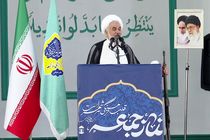 رهبر معظم انقلاب محور اقتدار ملی‌اند؛ مذاکره‌ای که عزت را مخدوش کند بی‌ارزش است