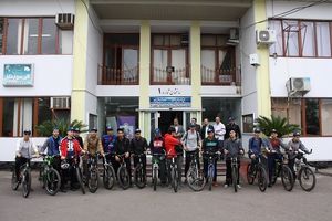 رکاب زنی با شعار حفاظت از تالاب انزلی