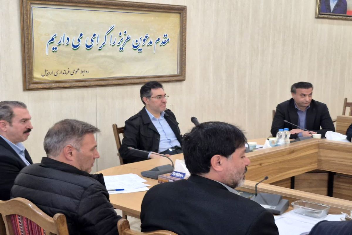 فرزاد قلندری 