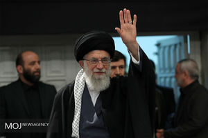 مراسم عزاداری شام شهادت حضرت فاطمه زهرا (س) با حضور مقام معظم رهبری