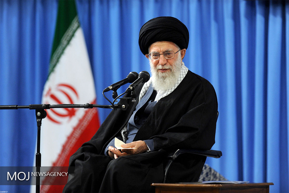 دیدار فرماندهان و کارکنان نیروی هوایی ارتش با مقام معظم رهبری