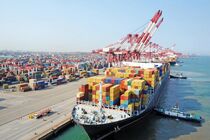 ورود چهار فروند کشتی صادراتی و کالای اساسی به بندر شهید بهشتی چابهار
