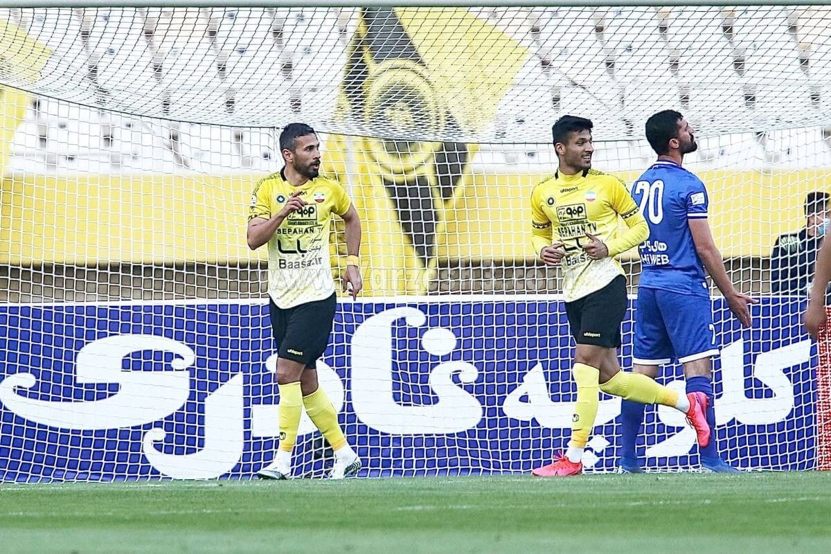بازی سپاهان و استقلال