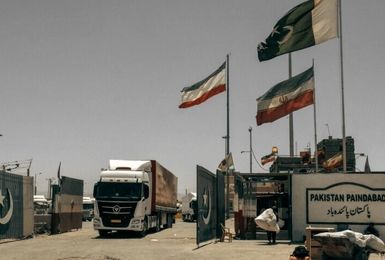 پاکستان بر نظام‌مند شدن تردد در مرز با ایران جهت توسعه تجارت مشترک تاکید کرد