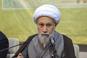 در زمینه گردشگری، باید رویکرد گردشگری دینی و اسلامی را تقویت کنیم