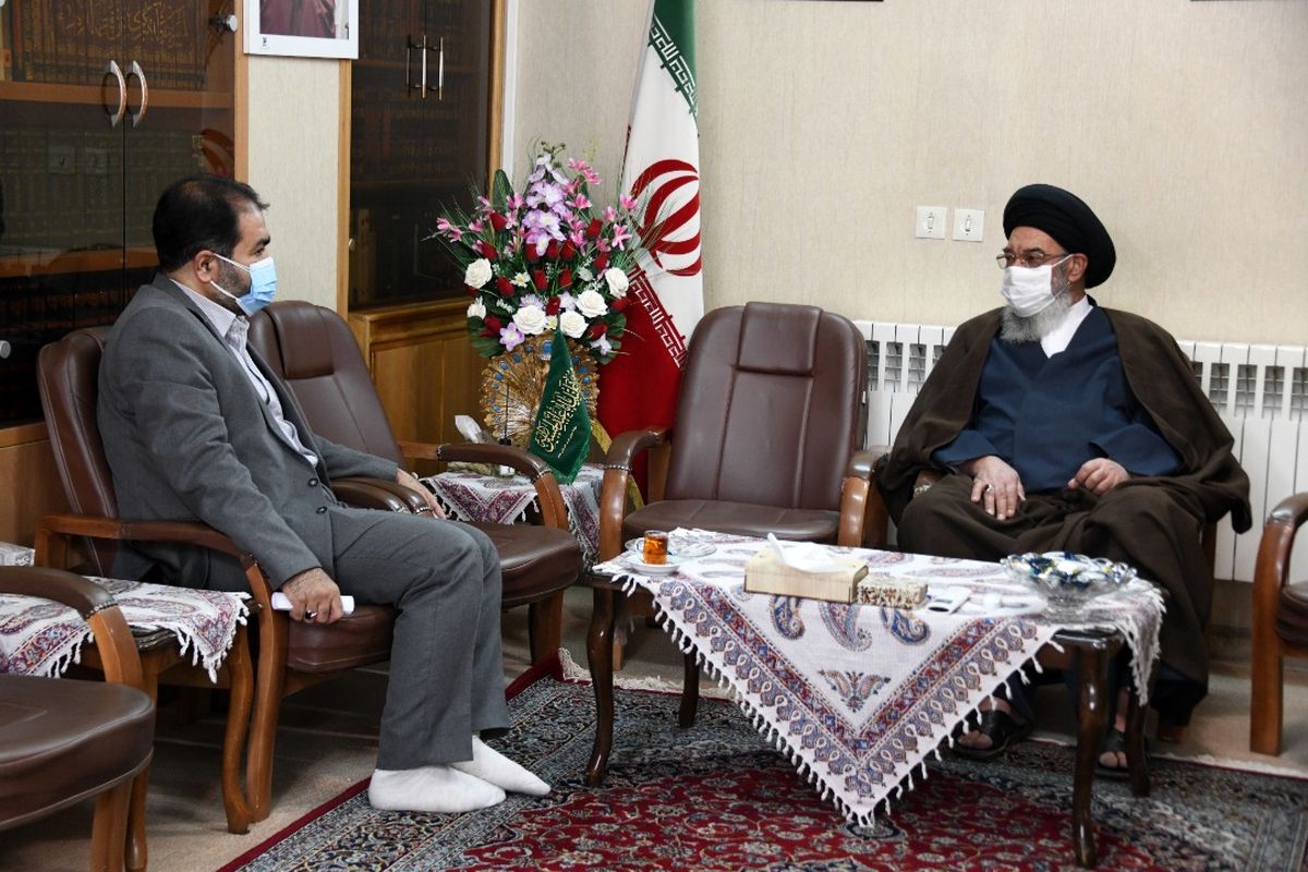 استاندار اصفهان و امام جمعه