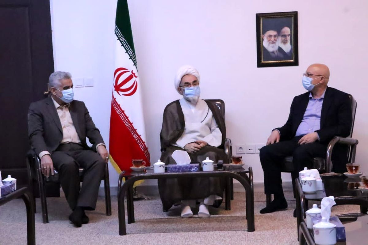 وزیر علوم