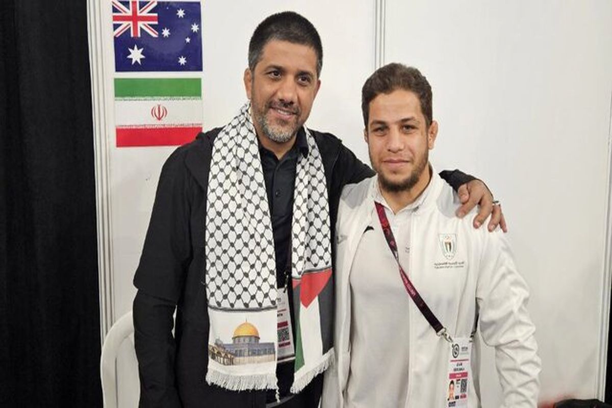 علیرضا دبیر با کشتی‌گیر فلسطینی در استانبول دیدار کرد
