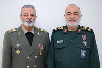 فرمانده کل ارتش و فرمانده کل سپاه از عنایت ویژه فرمانده معظم کل قوا قدردانی کردند