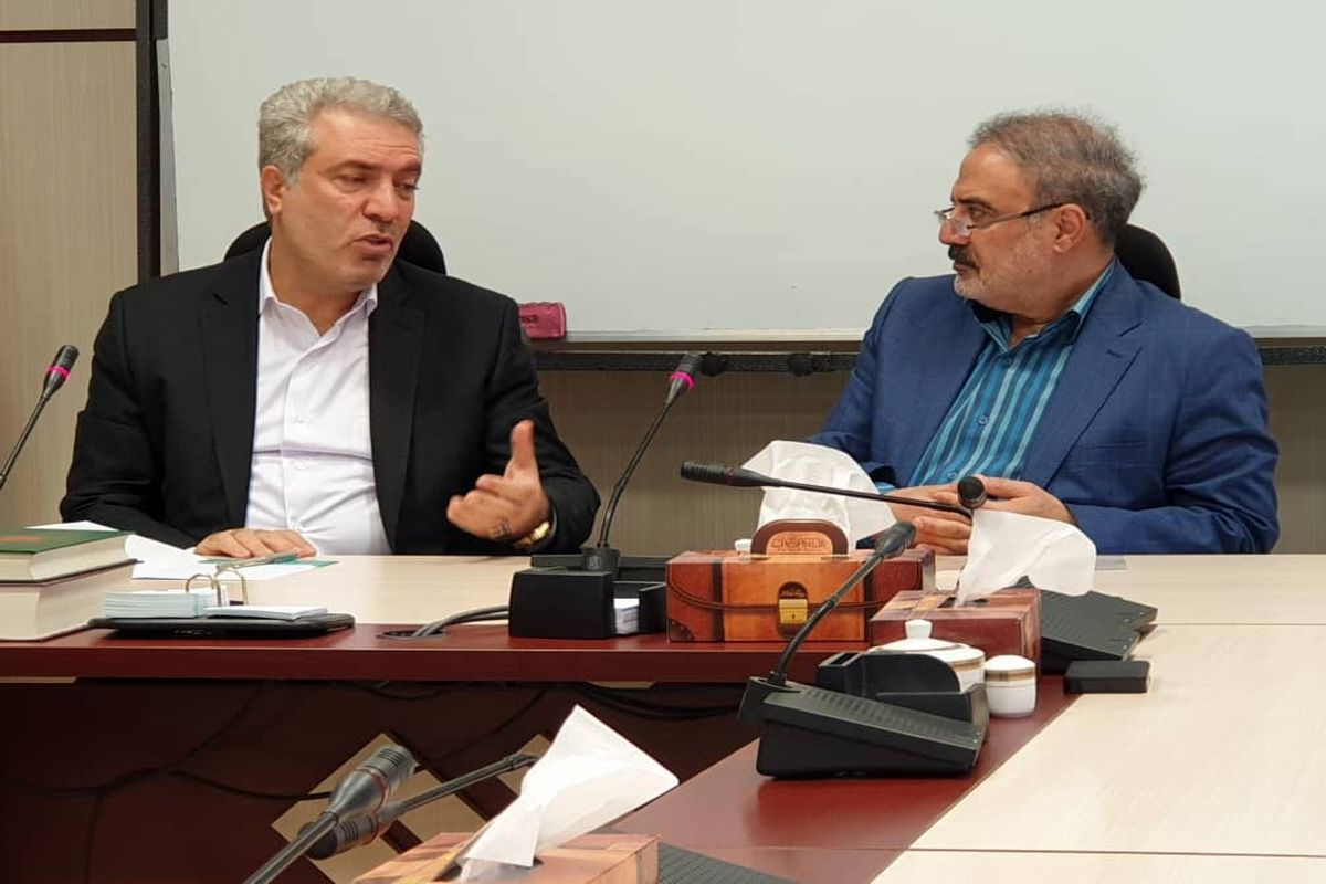 نشست علی اصغر مونسان و جعفری جلوه