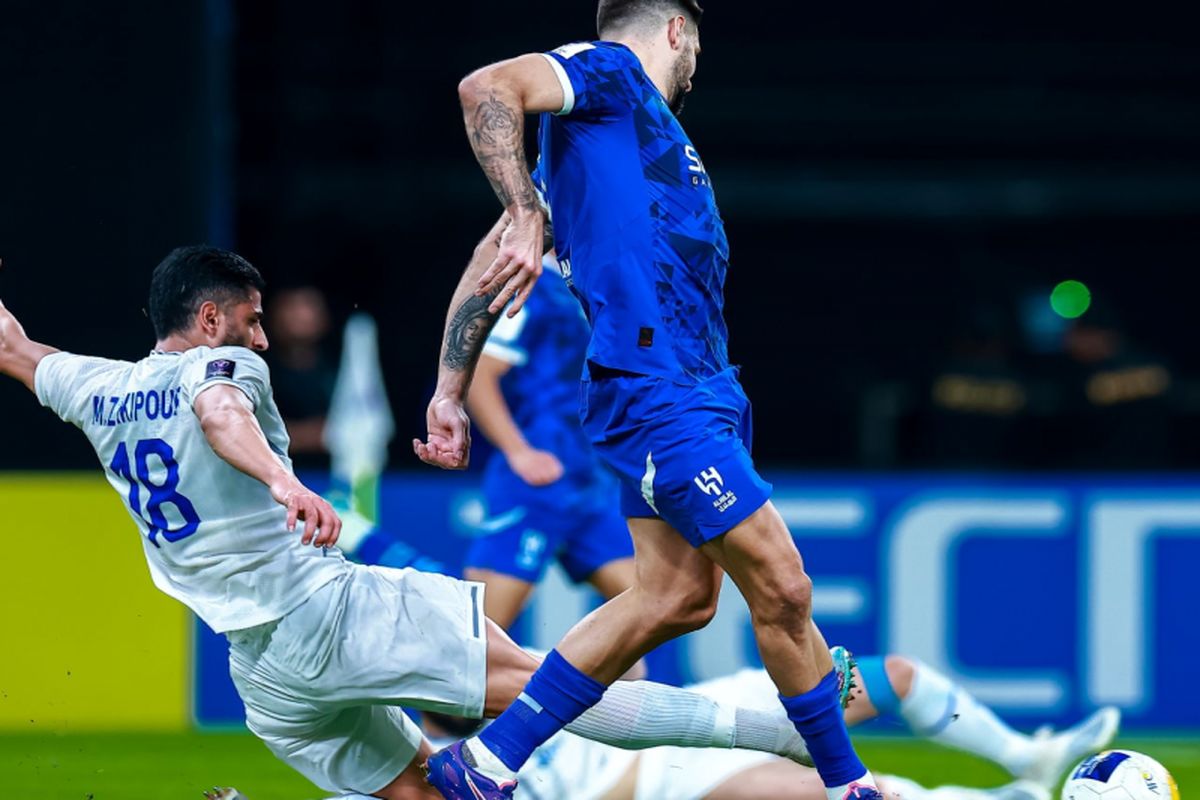 استقلال الهلال