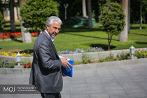 عده ای از دانشجویان برای دریافت ارز از کانال وزارت علوم اقدام نکردند/ارز پرداختی به دانشجویان خارج از کشور کاهش نیافته