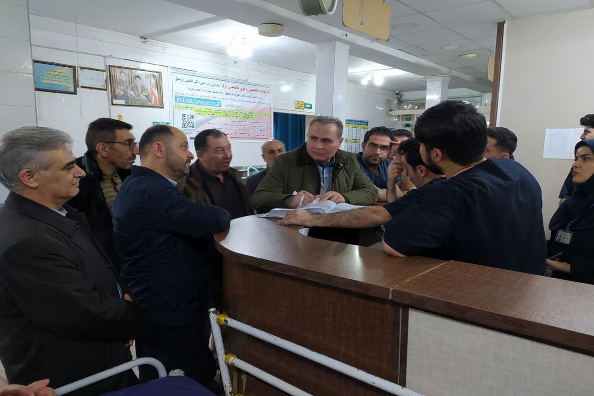 دکتر بهزاد داورنیا