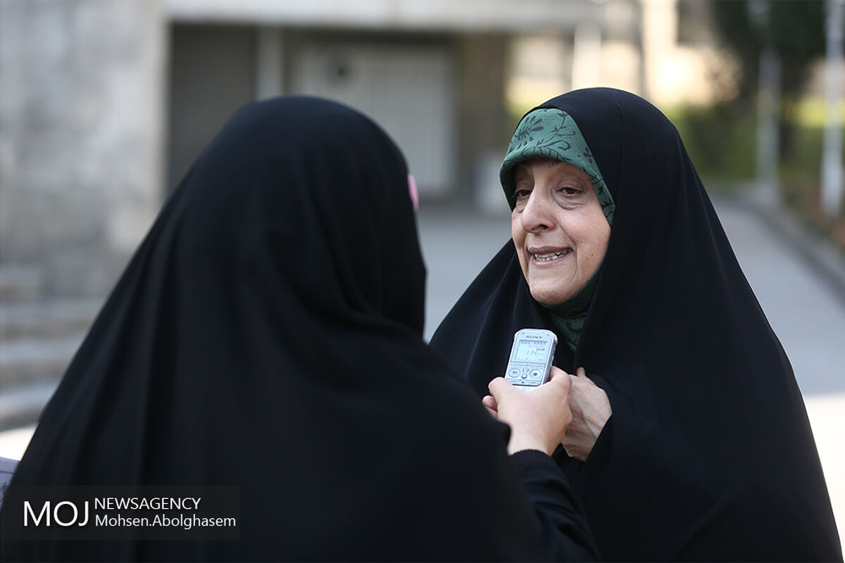 حاشیه جلسه هیات دولت - ۳ بهمن ۱۳۹۷/معصومه ابتکار معاون رییس جمهوری در امور زنان و خانواده