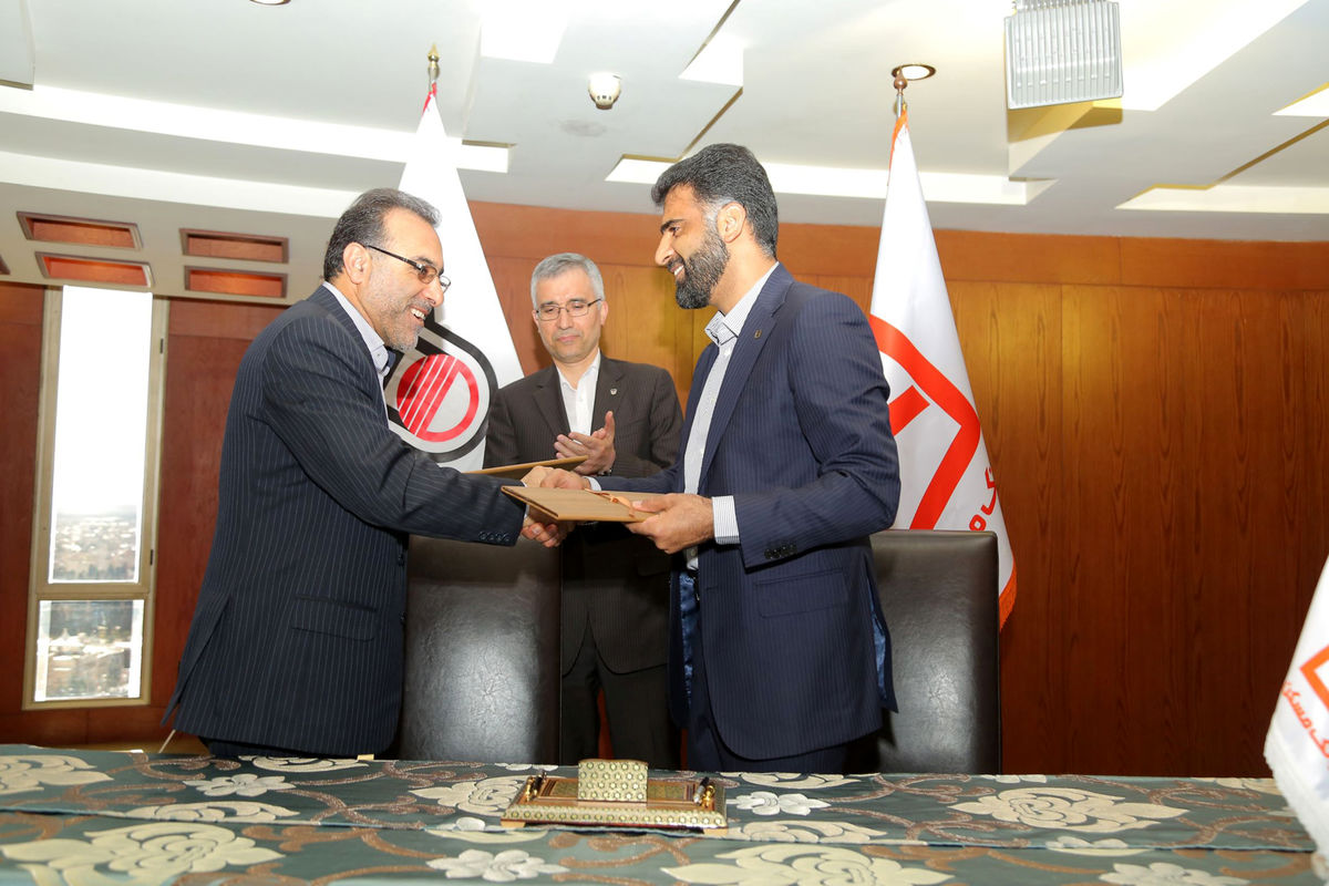 ذوب آهن اصفهان و بانک مسکن استان فارس