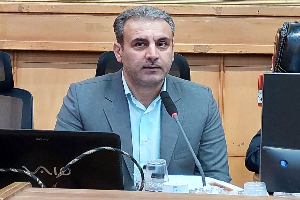 معاون آموزش و پرورش فارس 