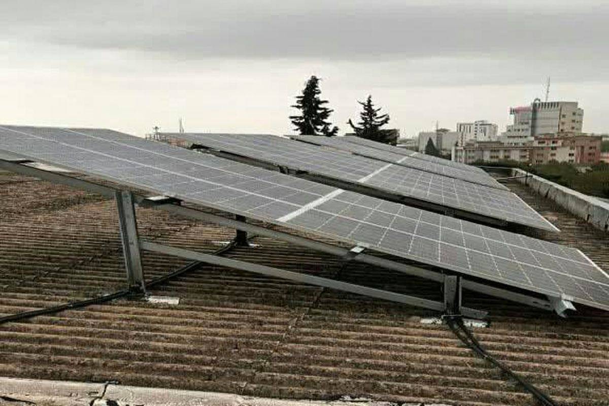 نیروگاه خورشیدی