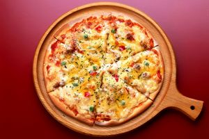 این ربات پیتزا زن حرفه ای را ببینید + تصاویر