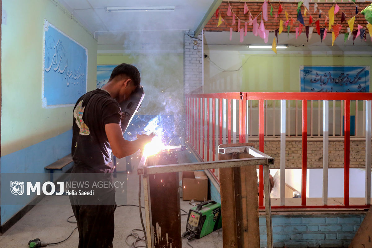 افتتاحیه طرح شهید سید روح اله عجمیان( نهضت ملی بهسازی و شاداب‌سازی مدارس مناطق کم برخوردار)