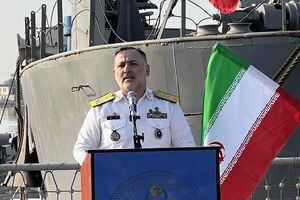 نقش نیروی دریایی در حفظ امنیت خطوط مواصلاتی دریایی انکارناپذیر است 