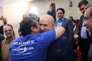 مهدی تاج و خداداد عزیزی پس از مصاحبه جنجالی آشتی کردند