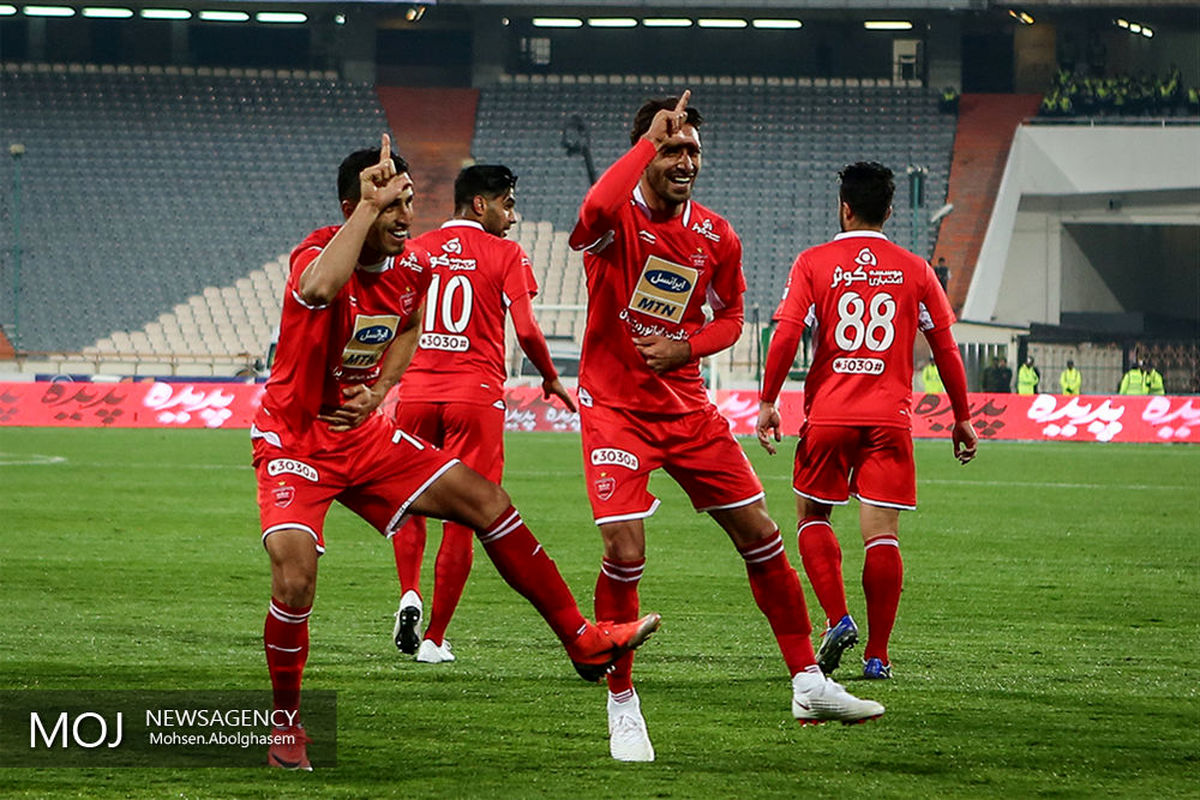 دیدار+تیم+های+فوتبال+پرسپولیس+و+استقلال+خوزستان (1)