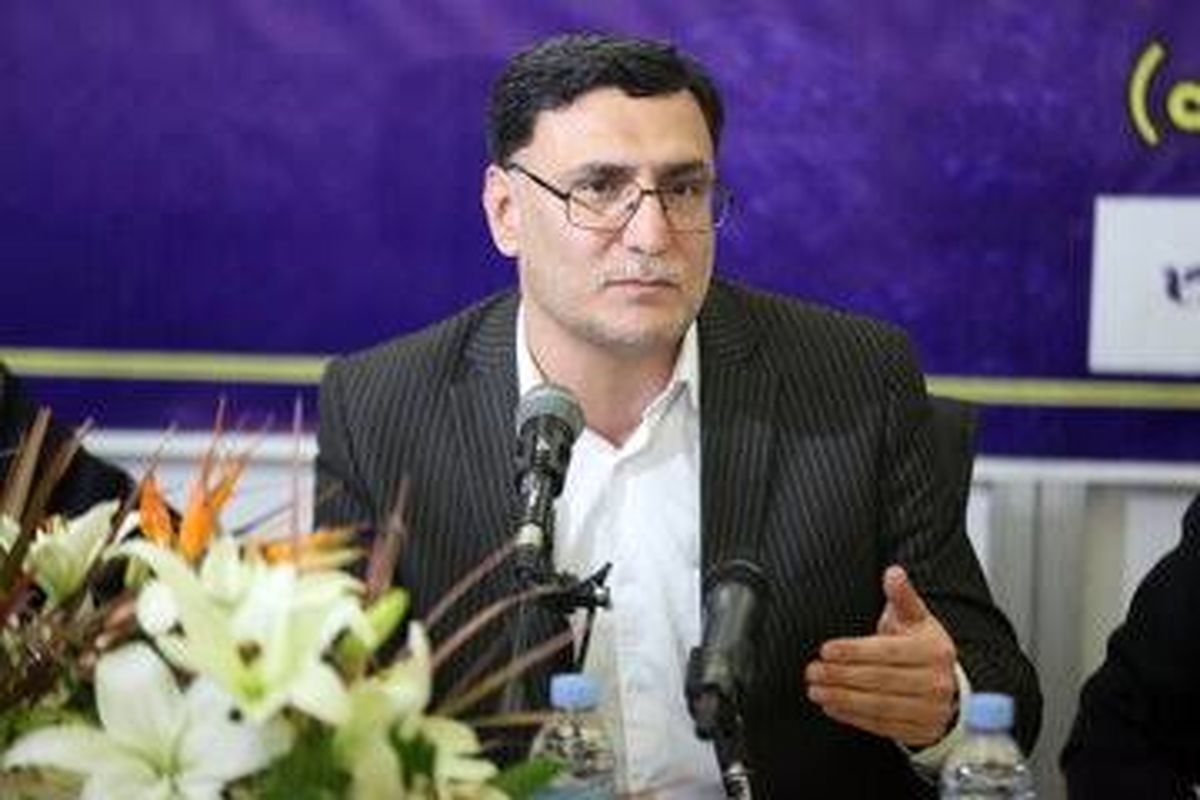 گفت و گوی تلفنی با عباس خطیبی معاون ساخت توسعه راه اهن 