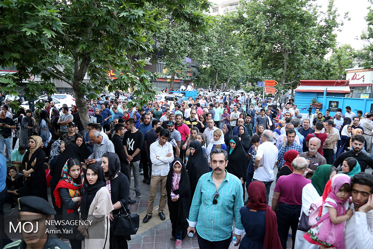 ساعات پایانی انتخابات در حسینیه ارشاد