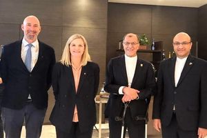 رئیس و دبیرکل کمیته ملی المپیک با رئیس منتخب IOC دیدار کردند