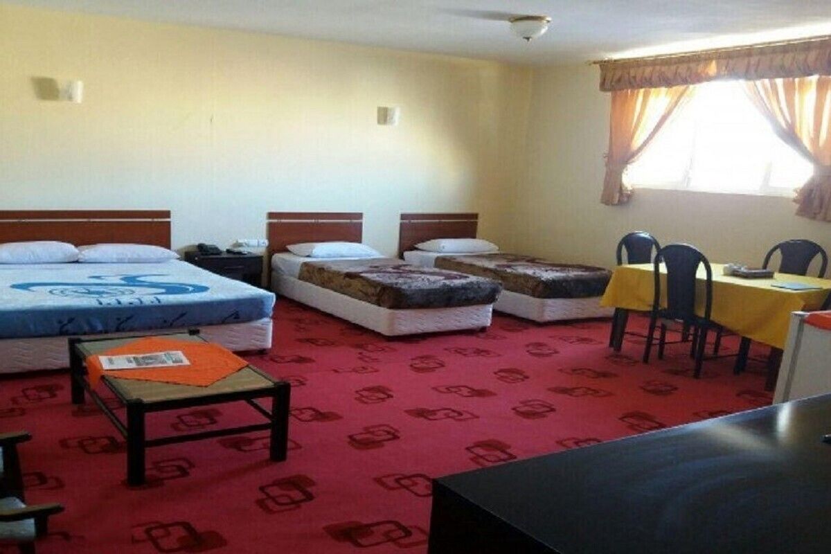 اسکان زائران در مدارس