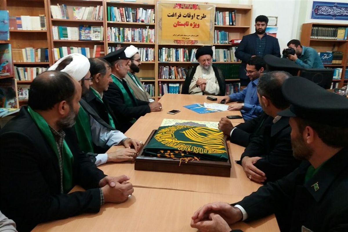 1396050809490715411519834.jpgخادمان حرم رضوی با نماینده ولی فقیه در استان گلستان