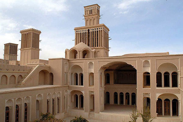 218 هزار نفر مسافر نوروزی از اردکان بازدید کردند