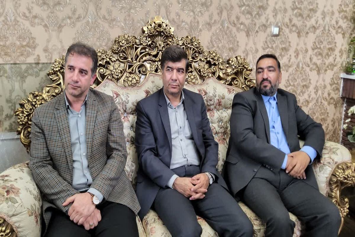 شهردار آبیک