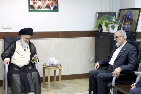 آیت الله حسینی بوشهری بر هدایت سرمایه‌های خیّرین به سمت بانک مسکن تاکید کرد